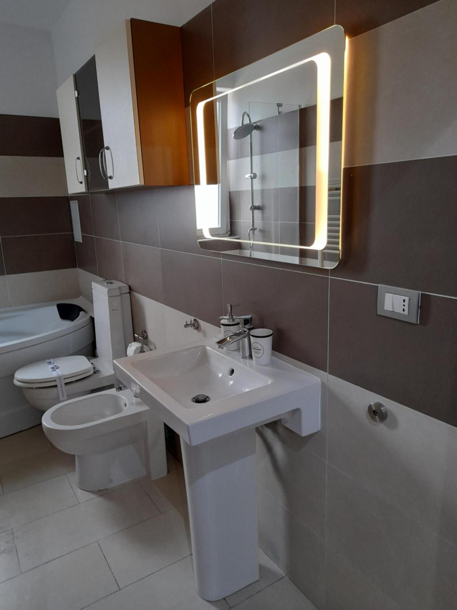 Apartment Ina Bermo Arad